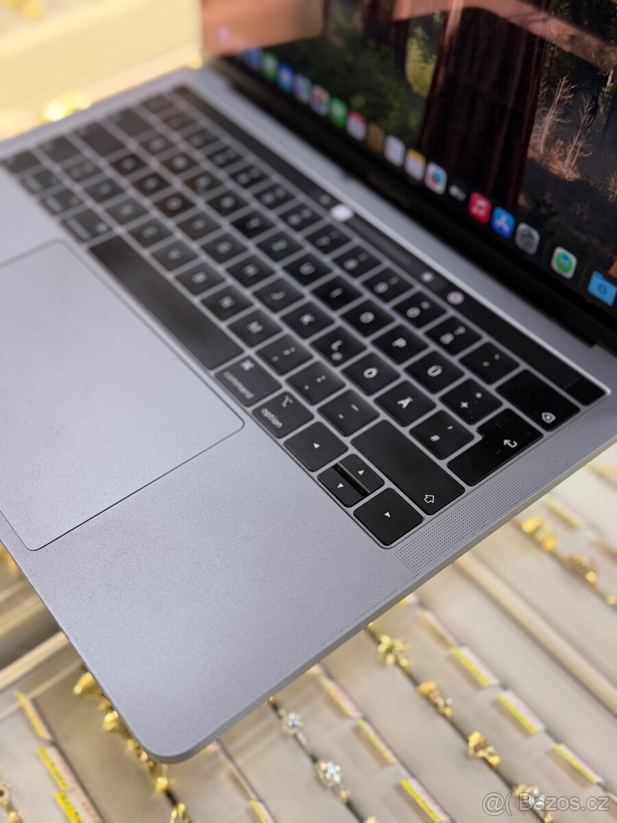 APPLE MACBOOK PRO 13” 2019 - 2