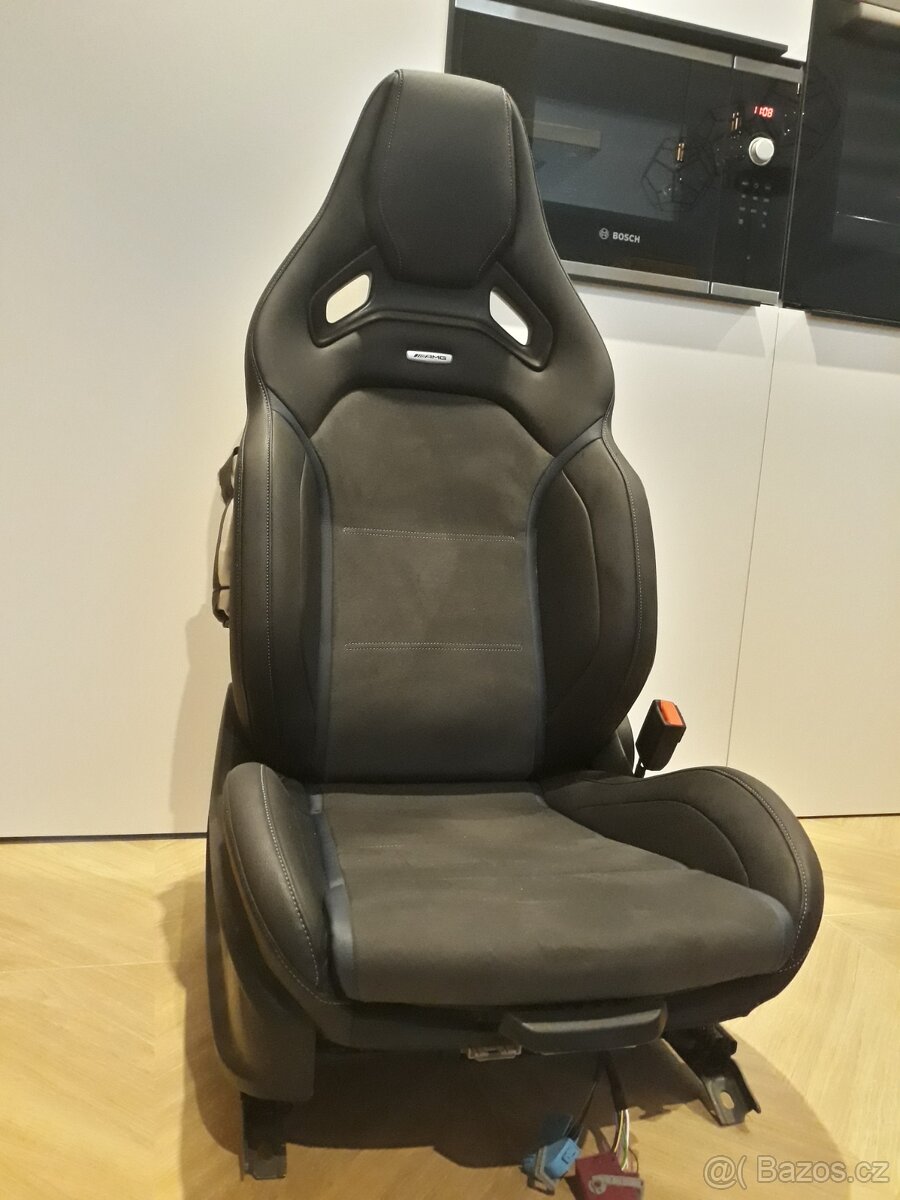 Športové sedadlá AMG - 2