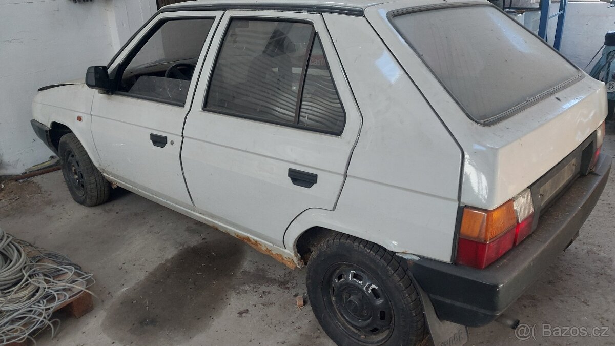 Škoda Favorit rok 1989 - 2
