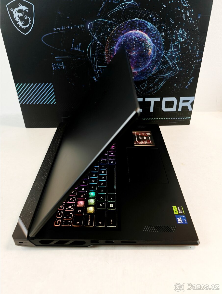 MSI Vector 18HX AI A2XWIG-832CZ zár. 3/28 Nvidia GeForce5080 - 2