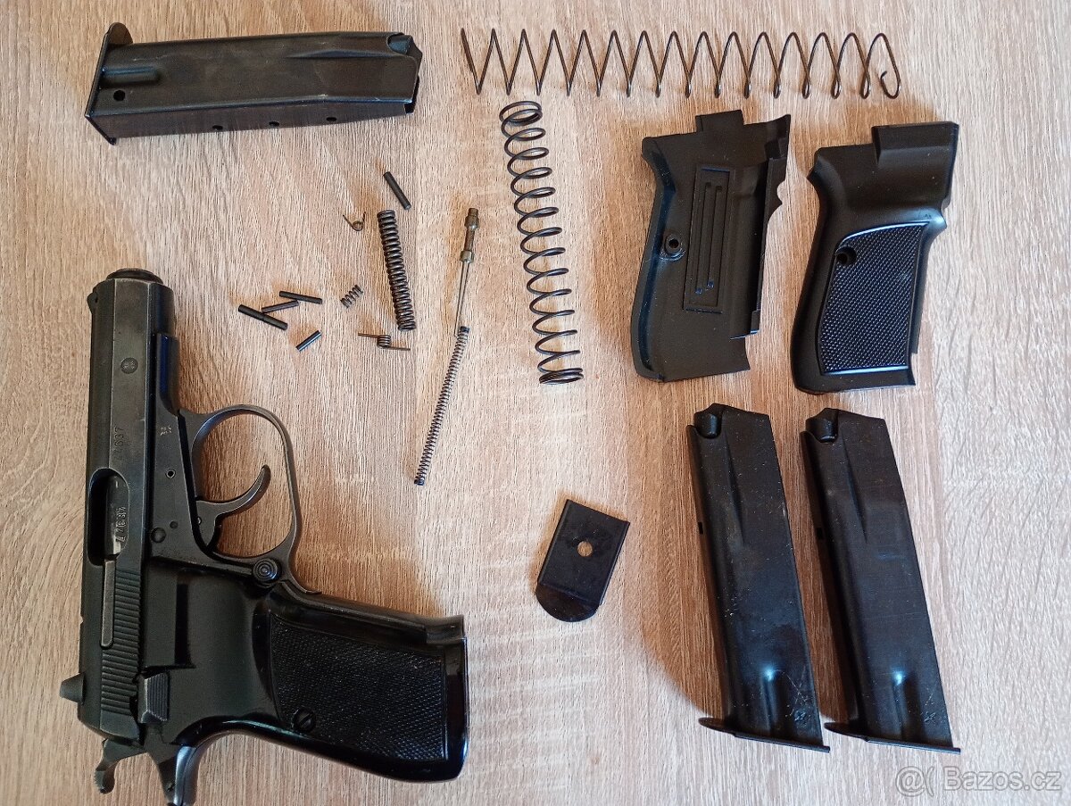 CZ 83 9mm BR - 2