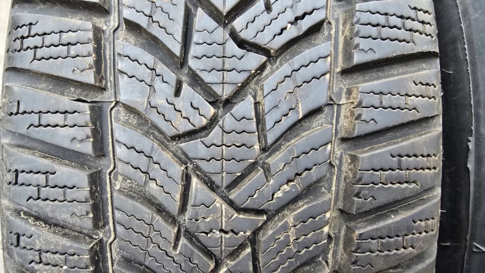 Zimní pneu 195/65/15 Dunlop - 2