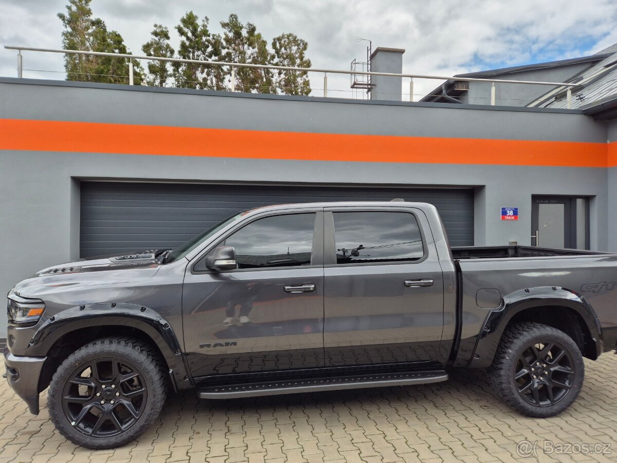 DODGE RAM 1500 5,7 HEMI 2022 GT 46 000 km