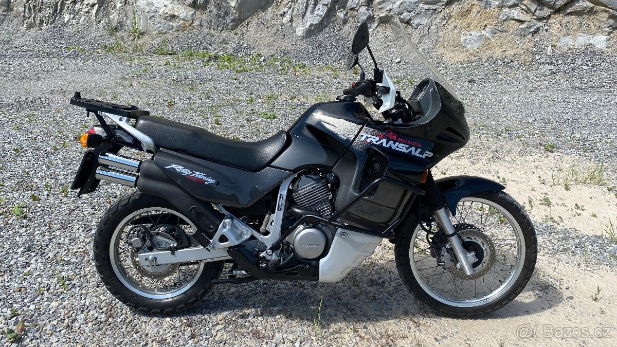 Honda XL 600 V Transalp / 1.majitel, 2x klíč, serviska