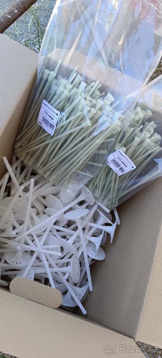 Hmoždinky do polystyrenu 195mm - 2