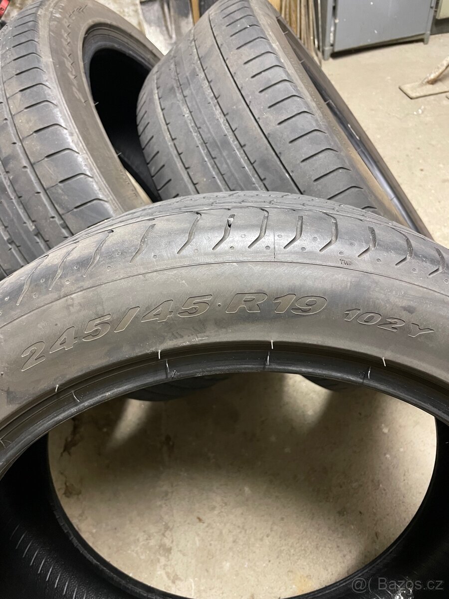 Letní pneumatiky Pirelli P Zero 245/45/R19 - 2