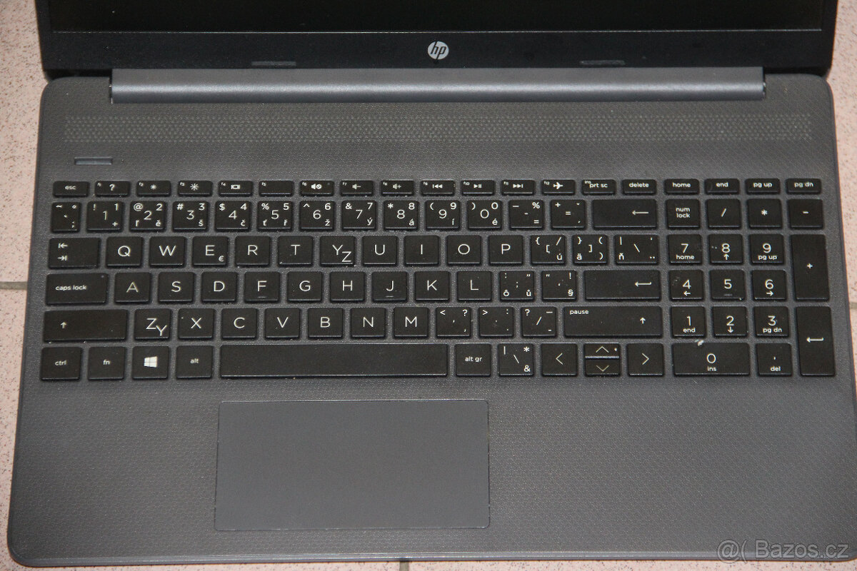 Notebook HP 15s / 3020e dual/ 4GB DDR4/ 128GB SSD/ - 2