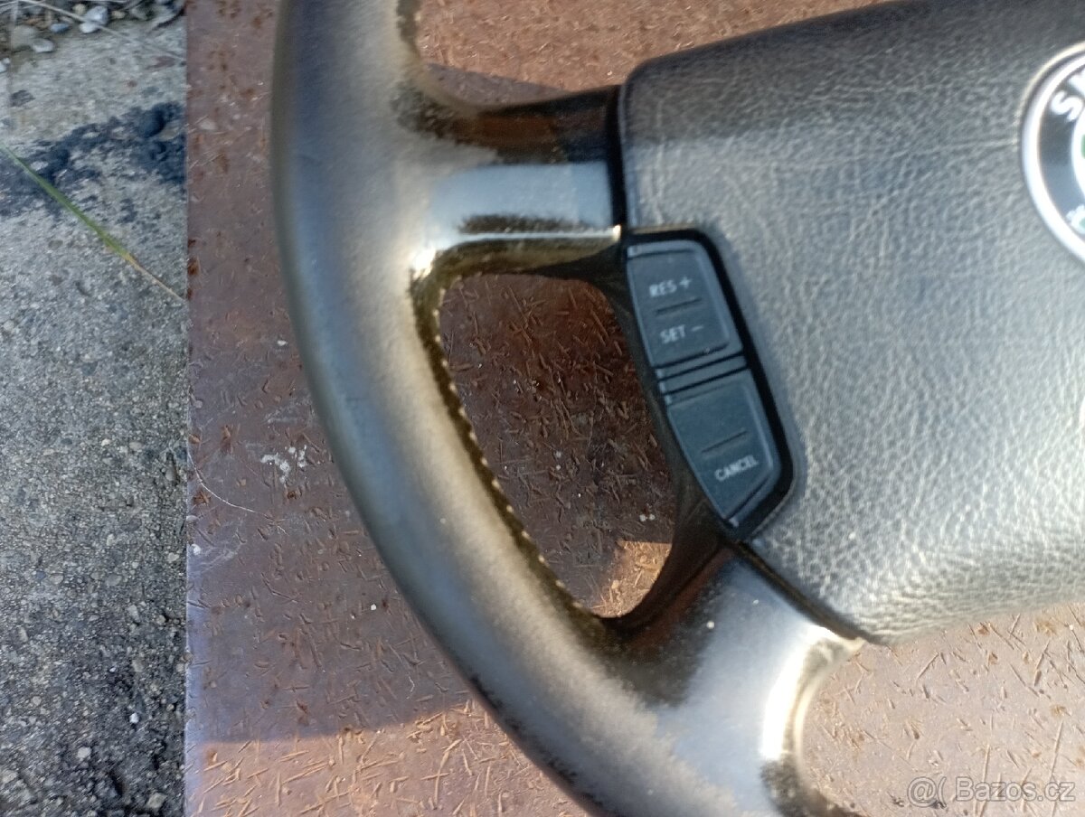 Škoda Octavia 1 kožený volant - 2