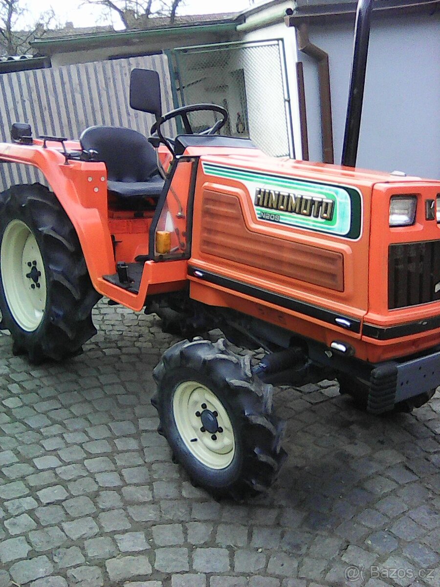 Prodej malotraktoru hinomoto n209d - 2