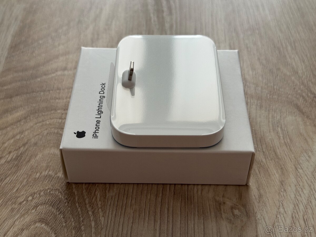 Apple iPhone Lightning Dock - White - 2
