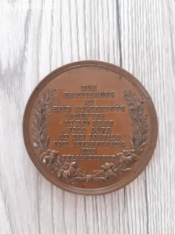 Medaile k úmrtí Betty Jeitteles, 1869 - 2