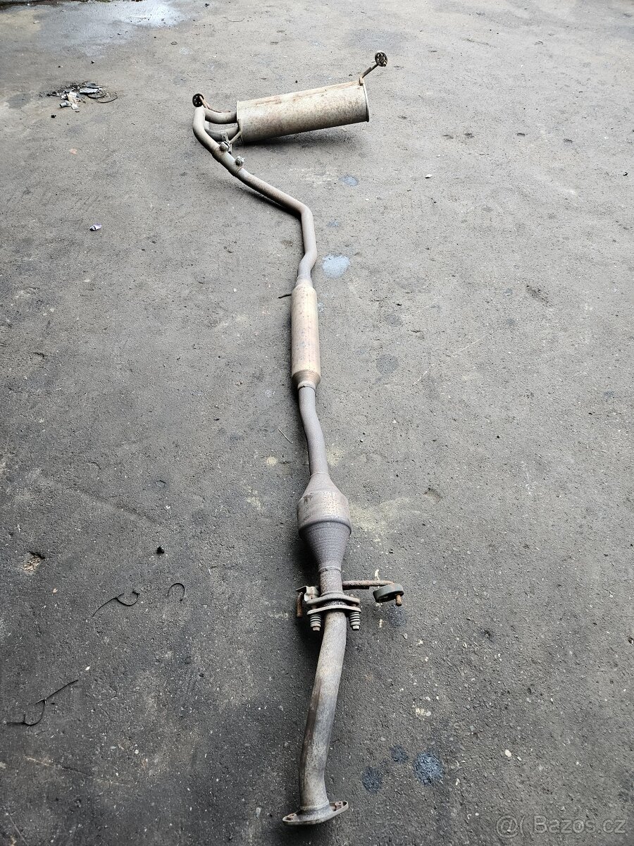 Suzuki sx4 1.6 79kw výfuk - 2