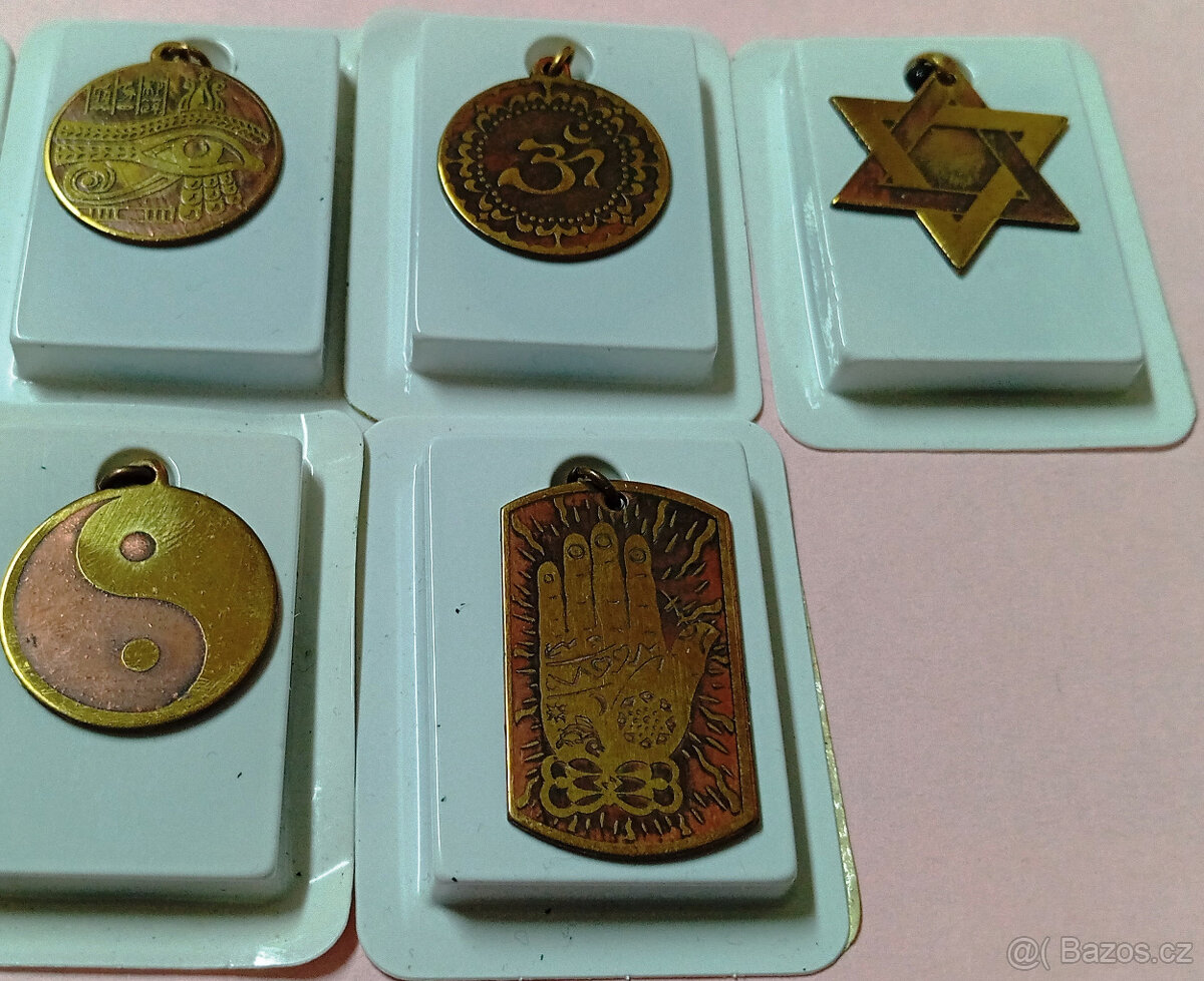 Amulety - přívěsky - 2