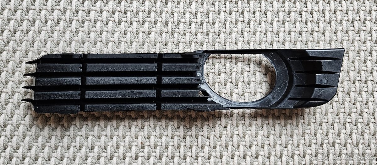 Mriežka nárazníka A8/S8 D3 - 2