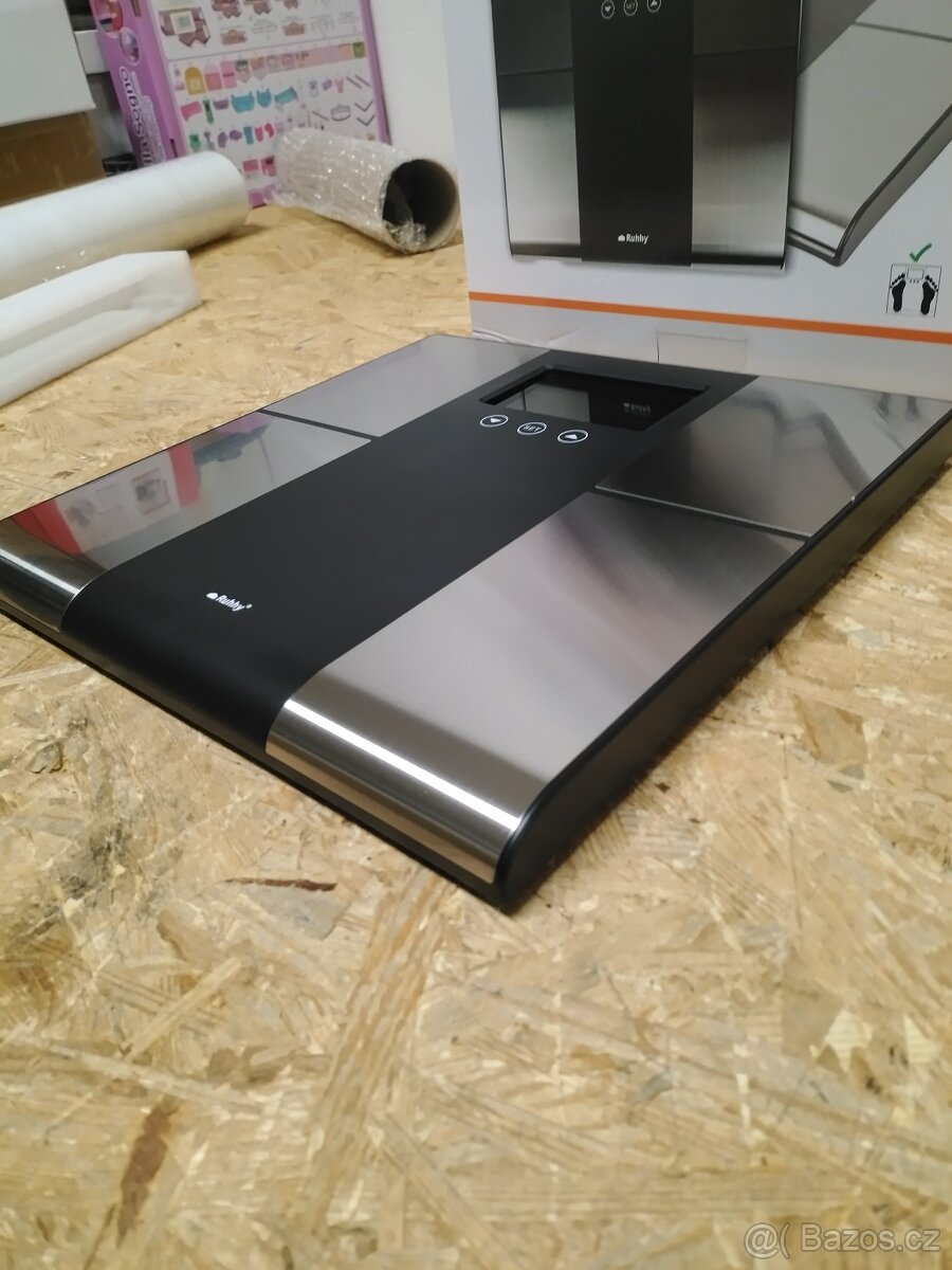 LCD koupelnová váha - analytická - 2