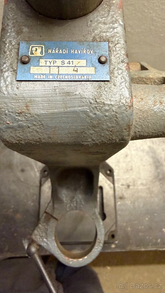 Stojan na vrtačku - 2