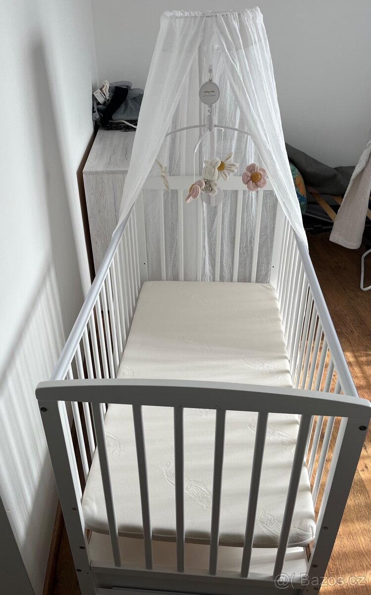 Postýlka s matrací - 2