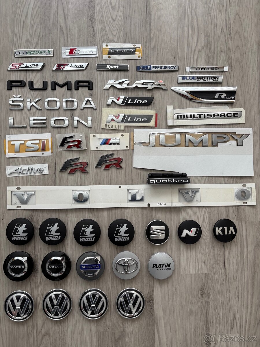 Znaky,nápisy aut.Originál-nové - 2