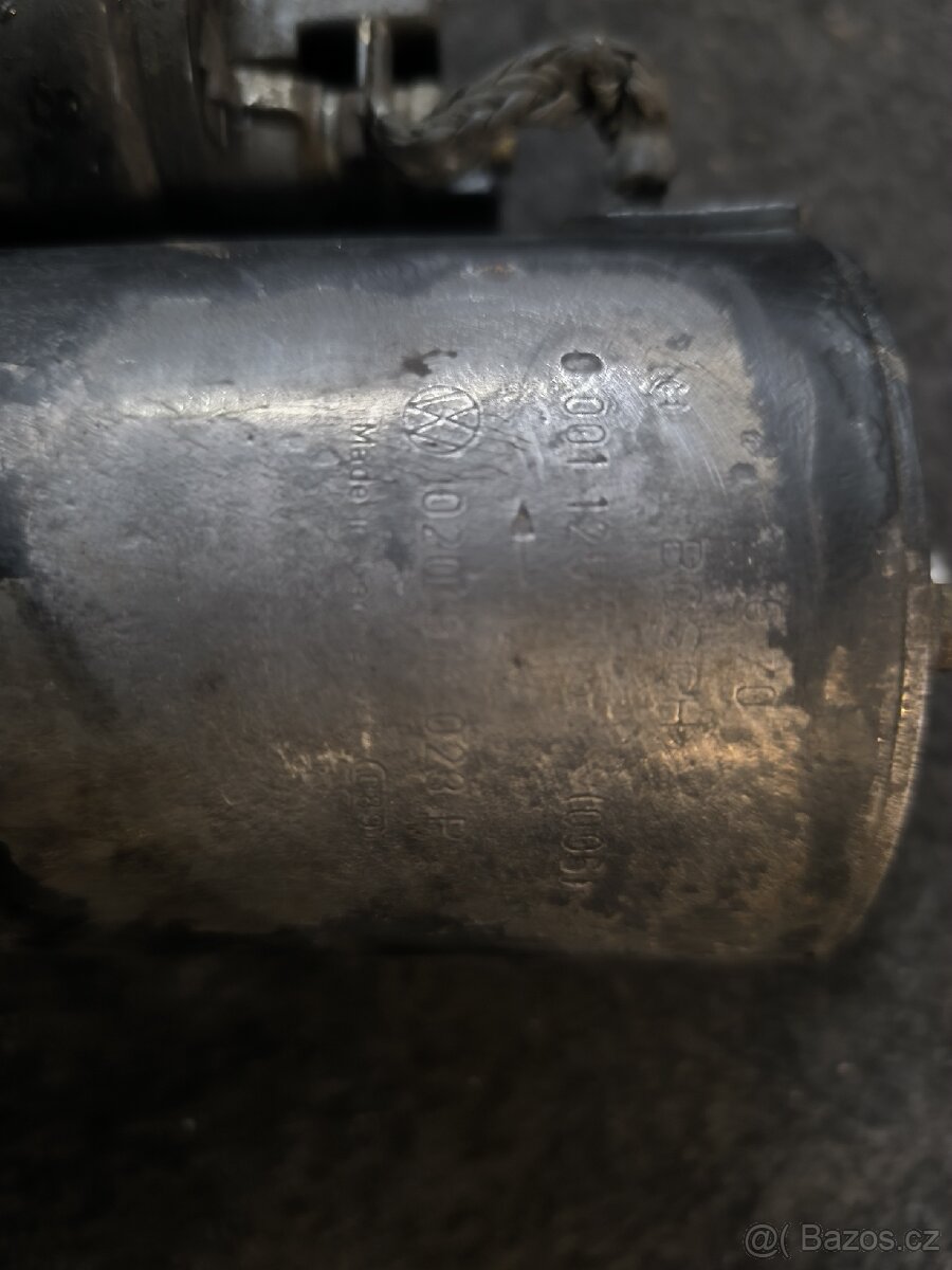 Startér 020911023P - 2