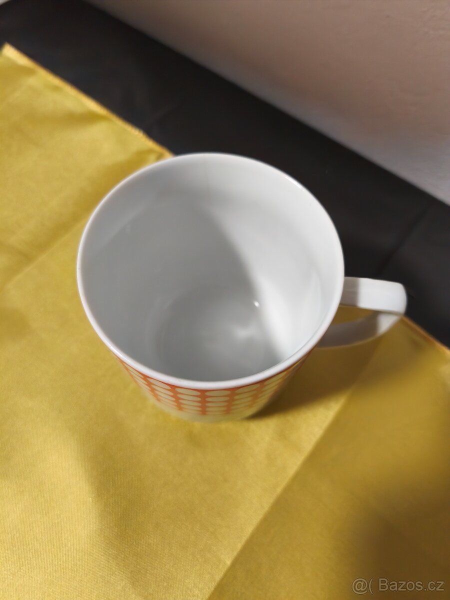 Retro sběratelský hrnek. - 2
