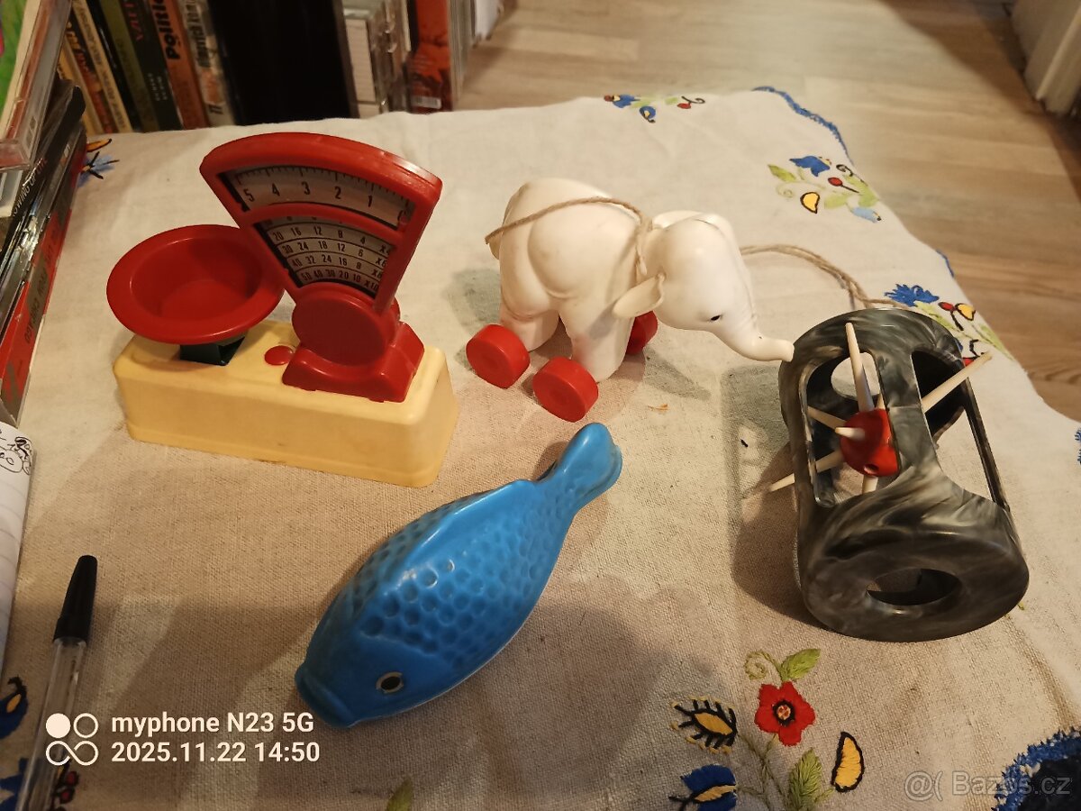Retro detske hracky - 2