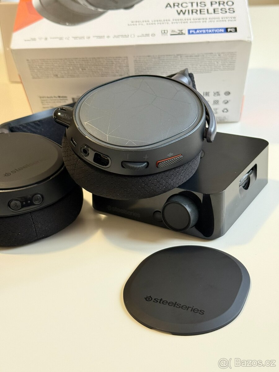 Sluchátka SteelSeries Arctis Pro Wireless - 2