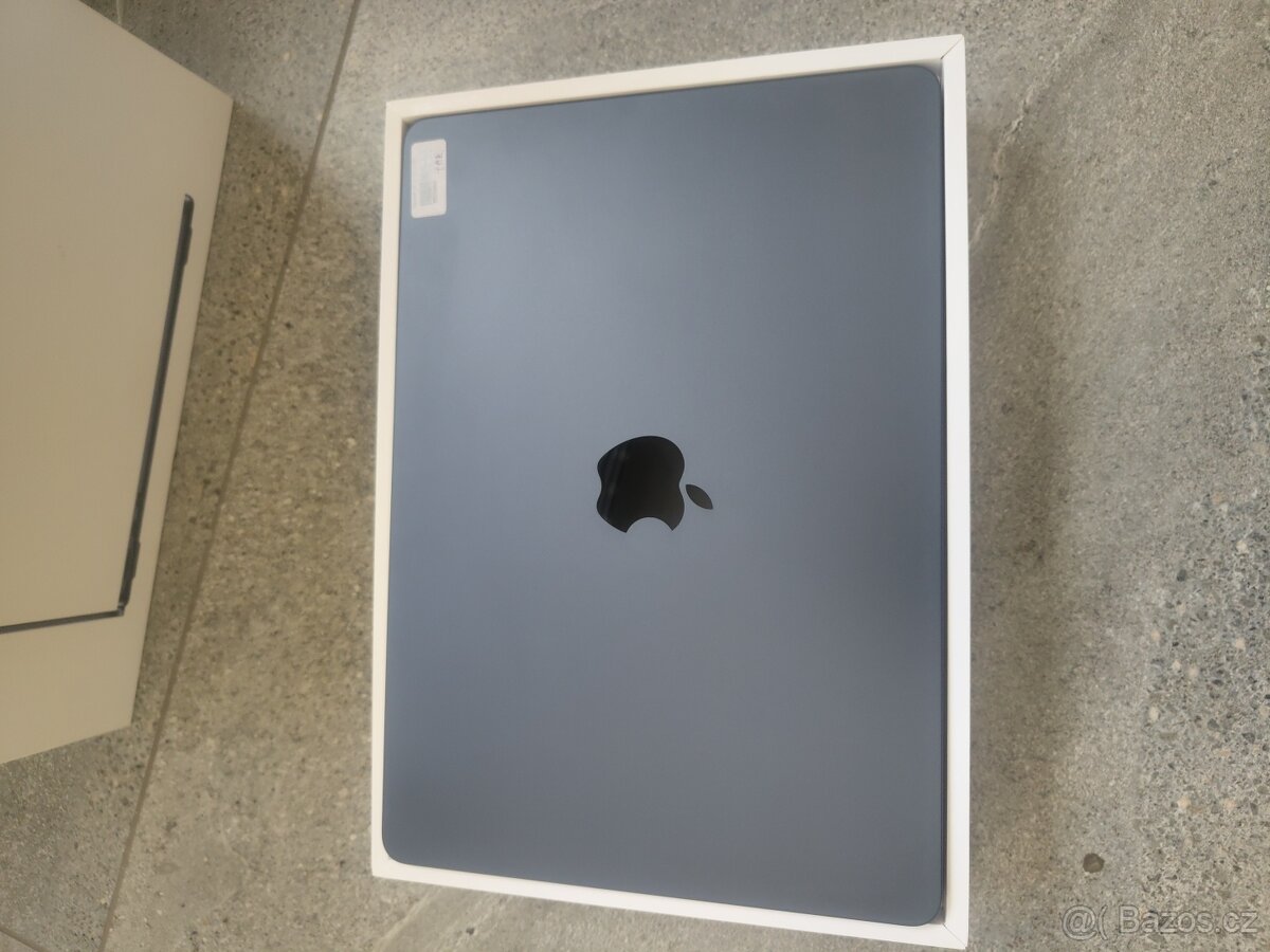 MacBook Air 13" M2 - 2