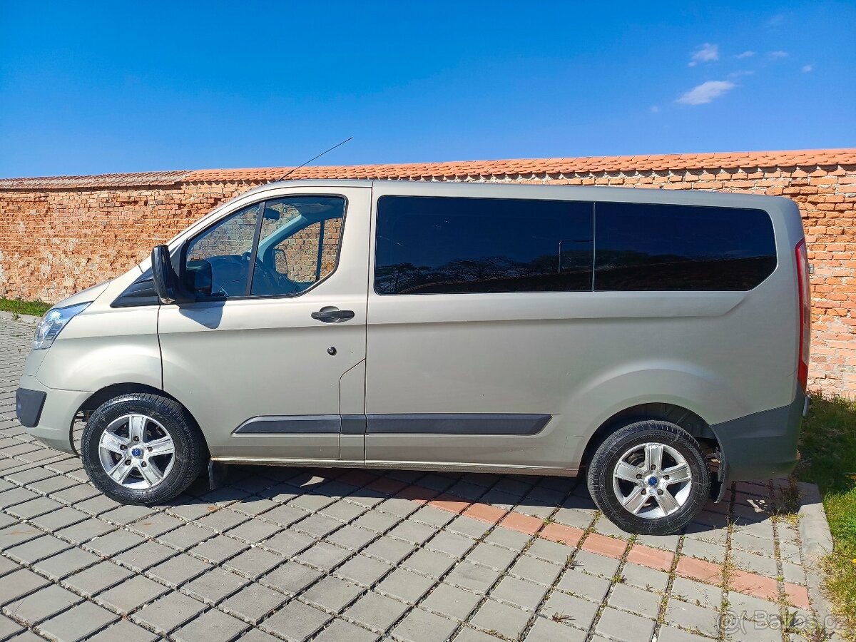 FORD TRANSIT CUSTOM 2.2 TDCI 92 KW 9 MÍST - 2