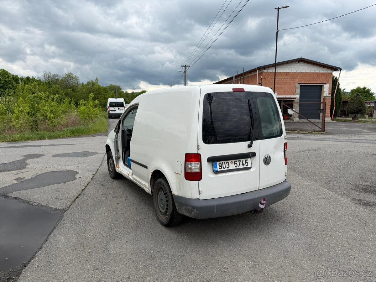 VW CADDY 1.6i 75kw 2004 - 2