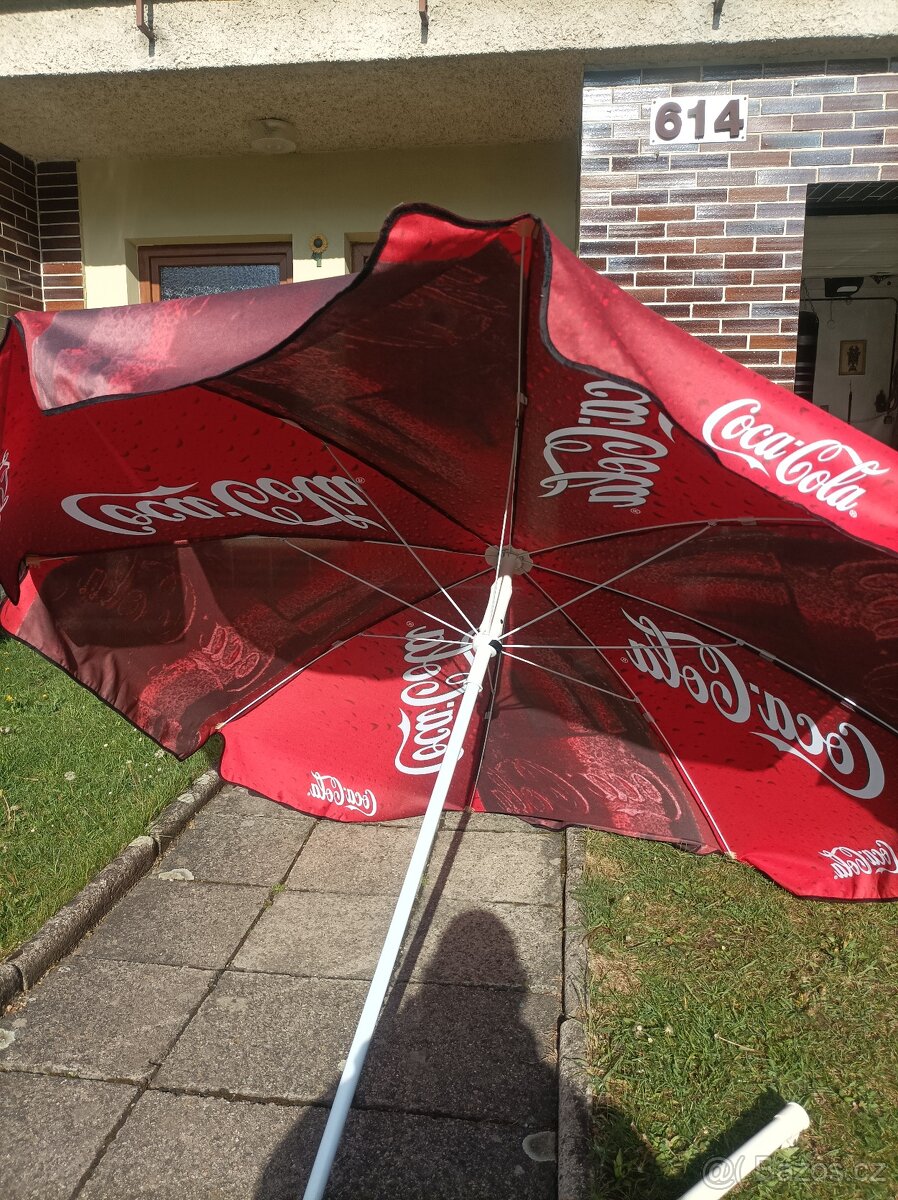 Slunečník Coca Cola - 2