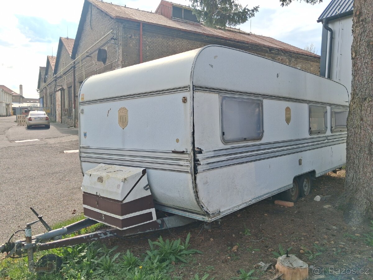 Prodám dvouosý karavan weippert - 2