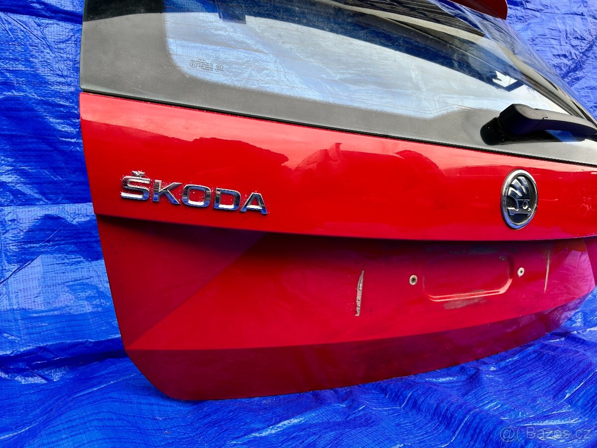 Páté dveře Škoda Rapid Kombi - 2