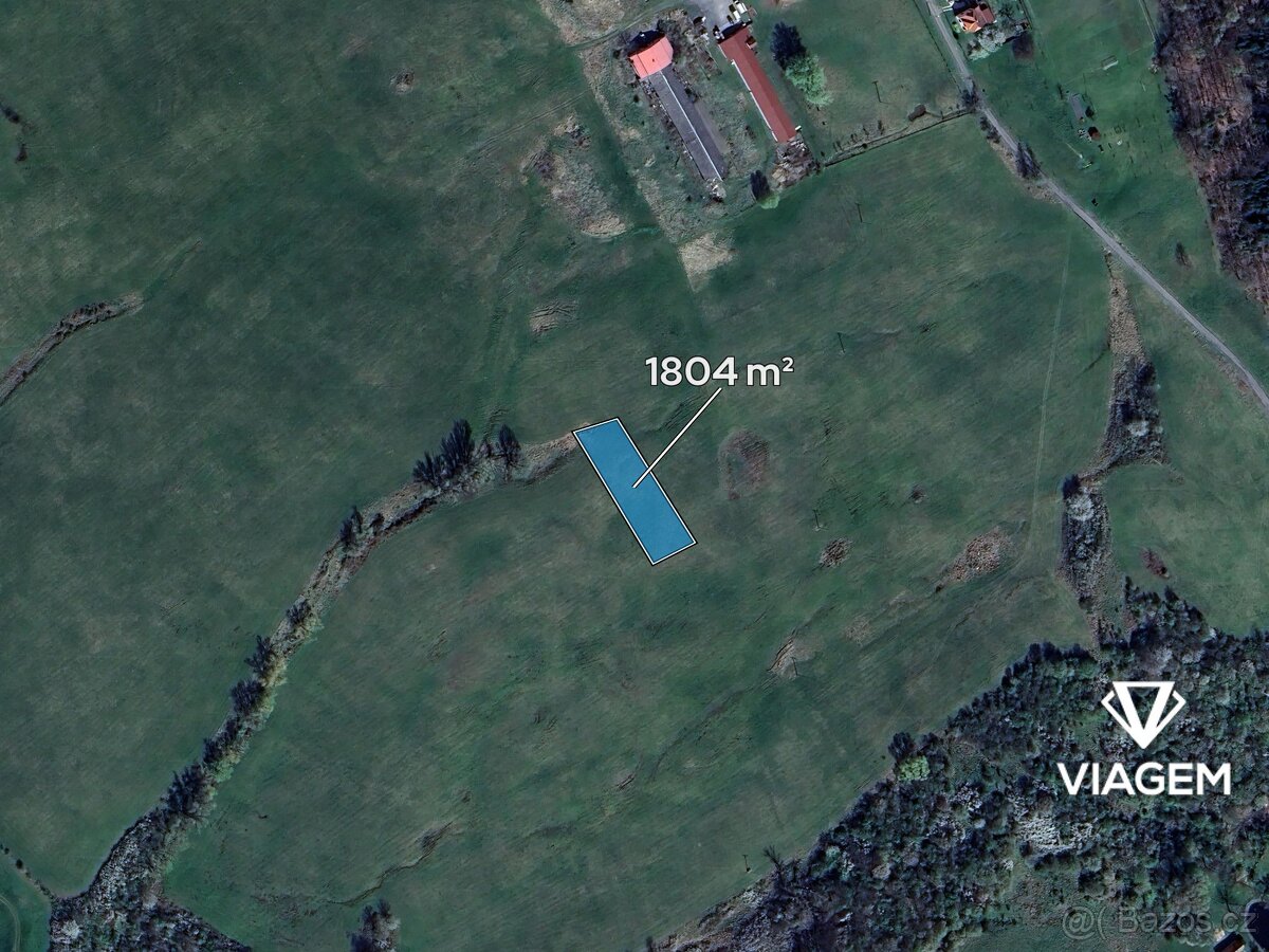 Pole 1 804 m² - 2