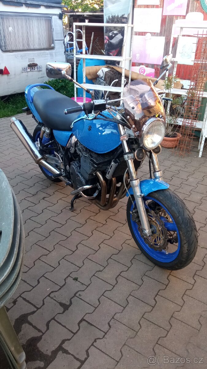 Suzuki inazuma 750 - 2