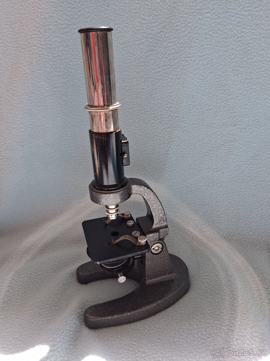 Retro Mikroskop okula IV - 2
