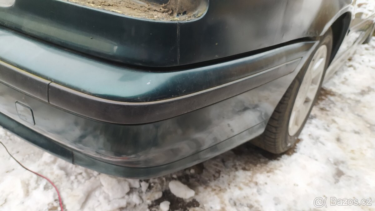 Zadní nárazník BMW e39 - 2