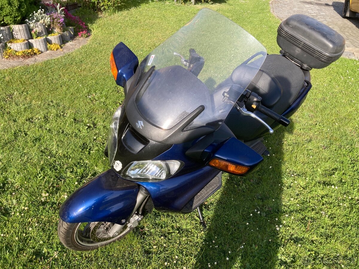 Suzuki Burgman 650 - 2