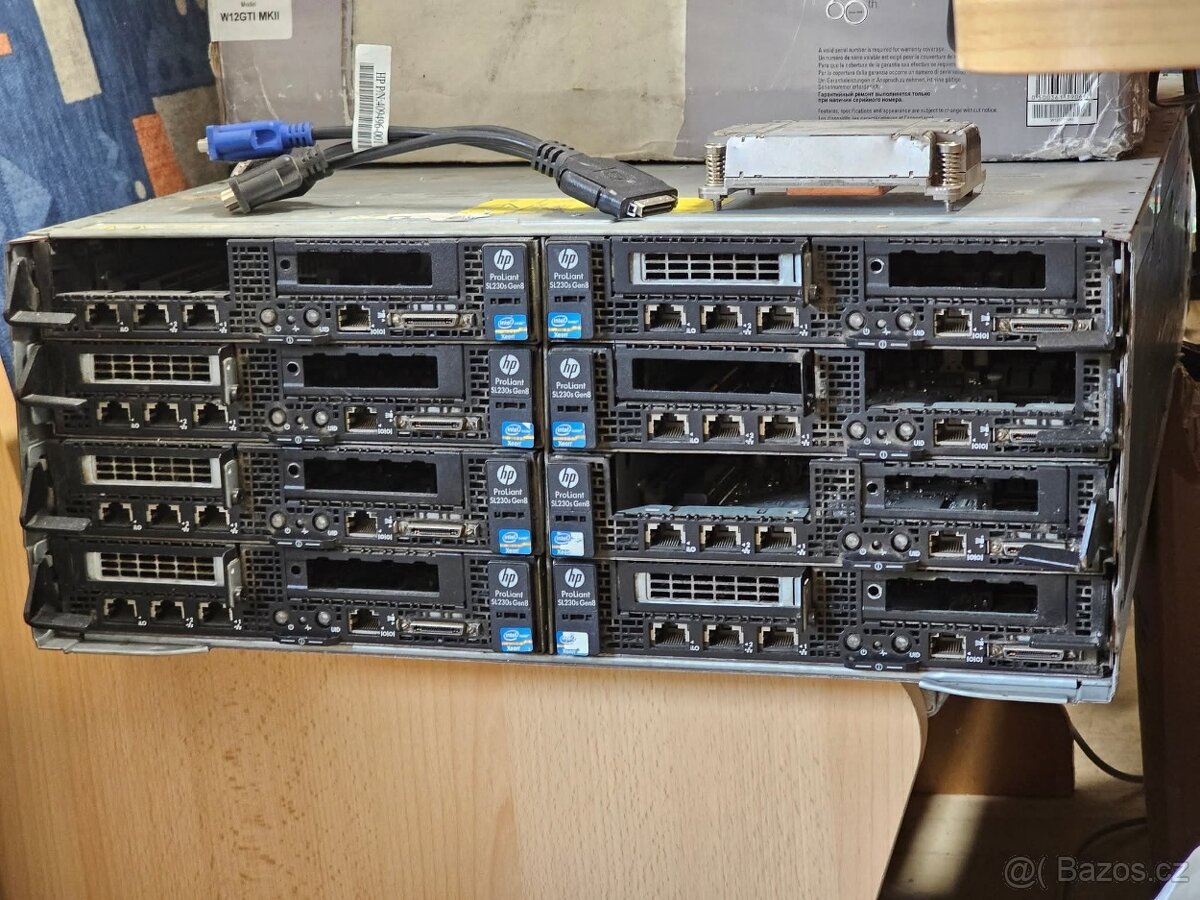 HPE Proliant SL230s Gen8 - Blade server s 8 žiletkami - 2