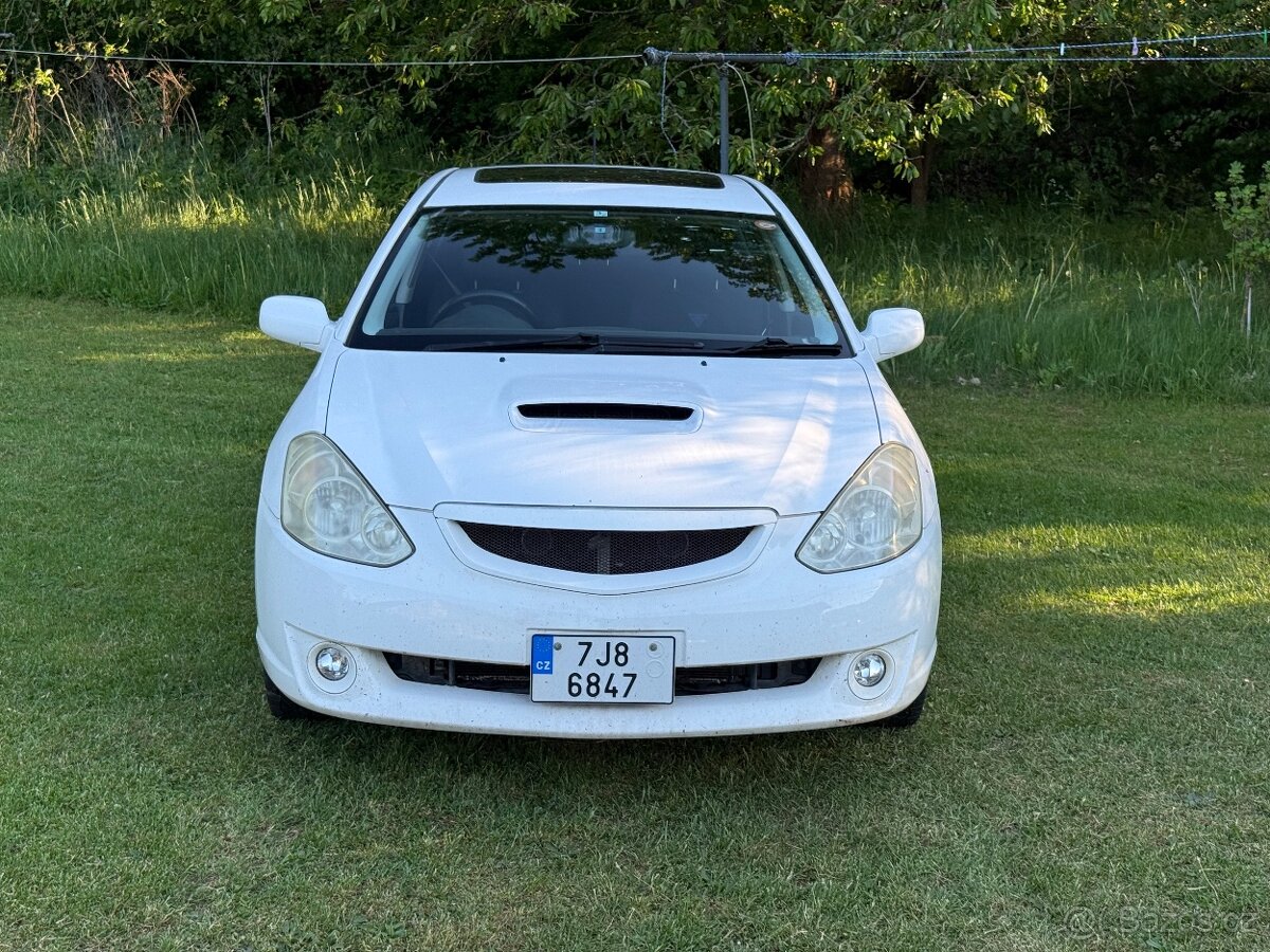 Toyota Caldina GT-FOUR - 2