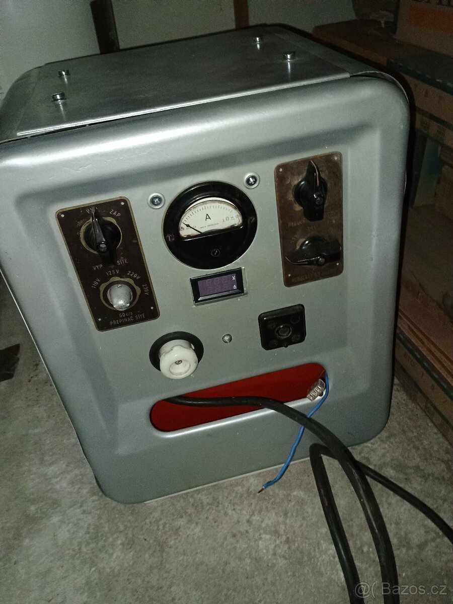 Auto nabíječka - 2