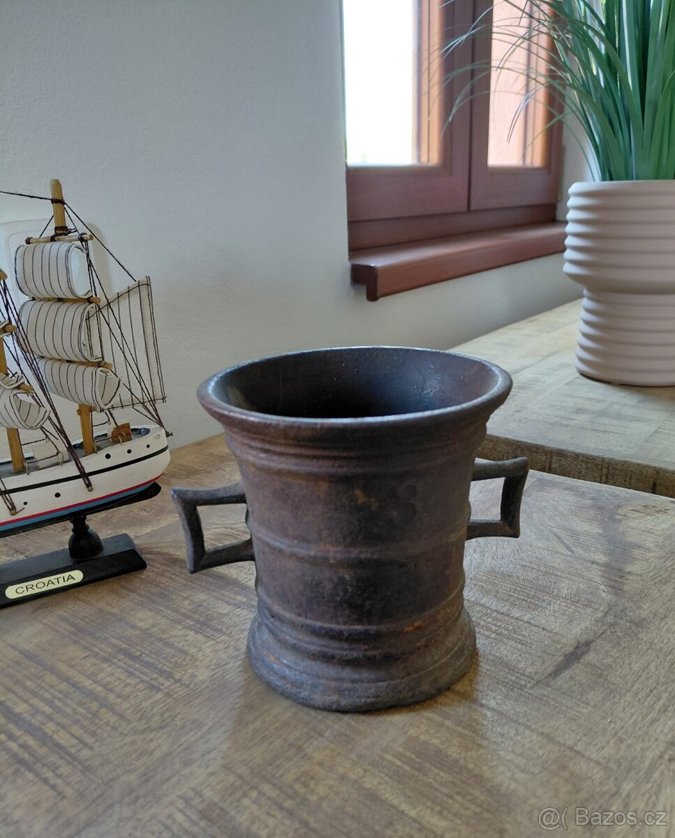 Hmoždíř - 2