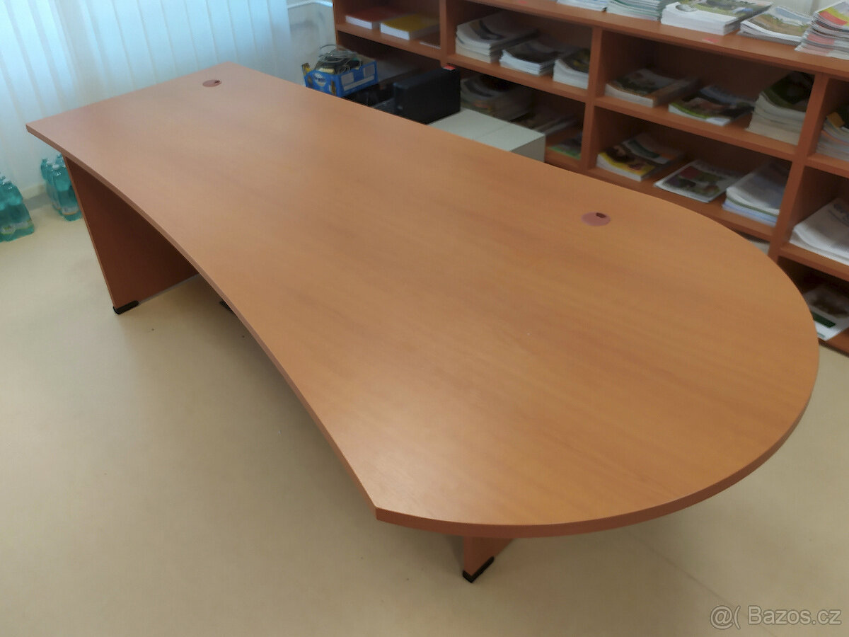 Kancelářské stoly - 2