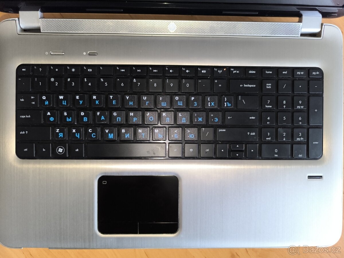 HP Pavilion dv7 Notebook PC - 2