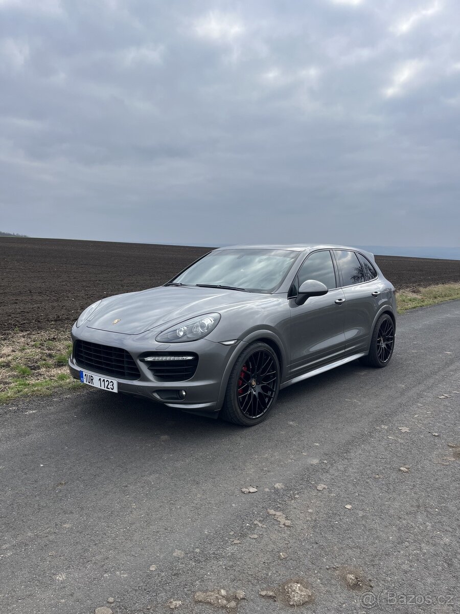 Porsche Cayenne GTS 4.8 420PS - 2