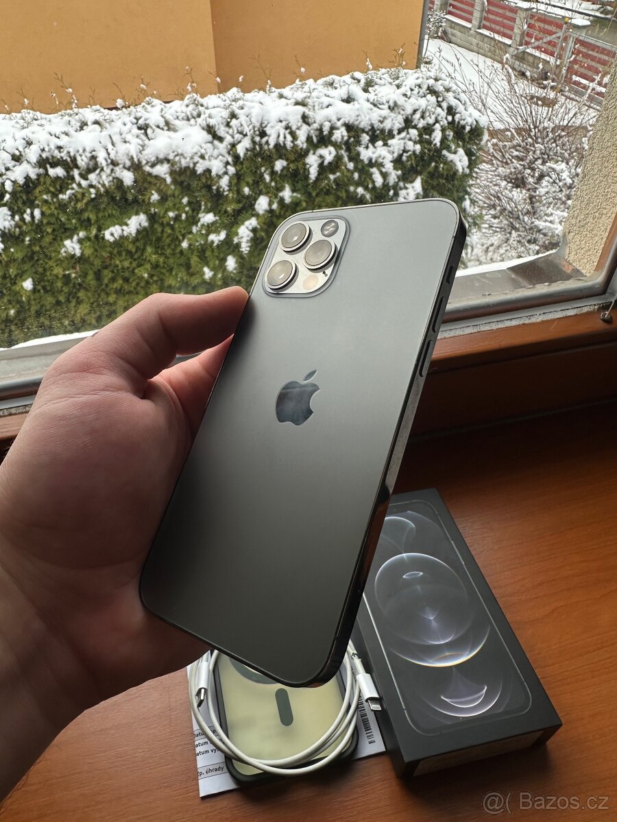 Apple iPhone 12 Pro 128 GB - grafitově černý-zánovní baterie - 2