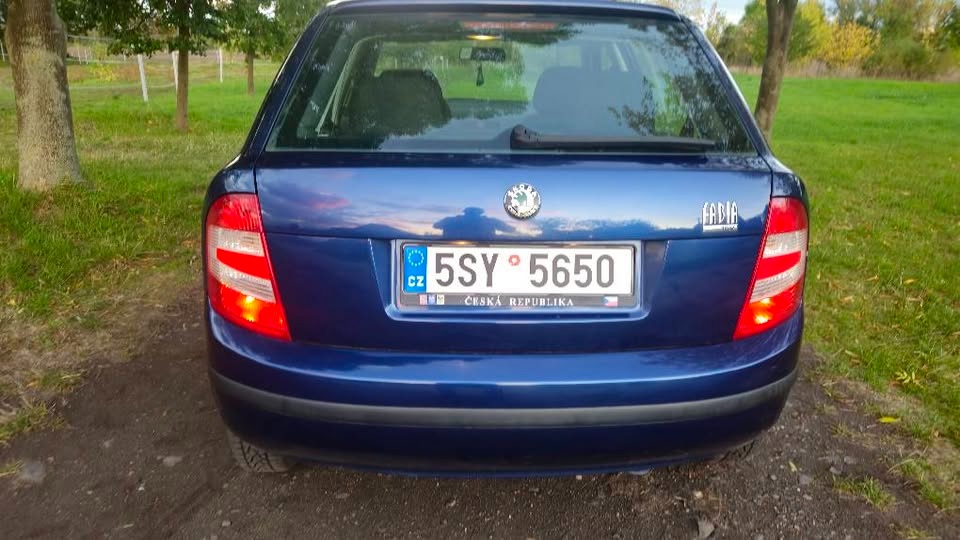 Skoda fabia 27 000 Kč - 2