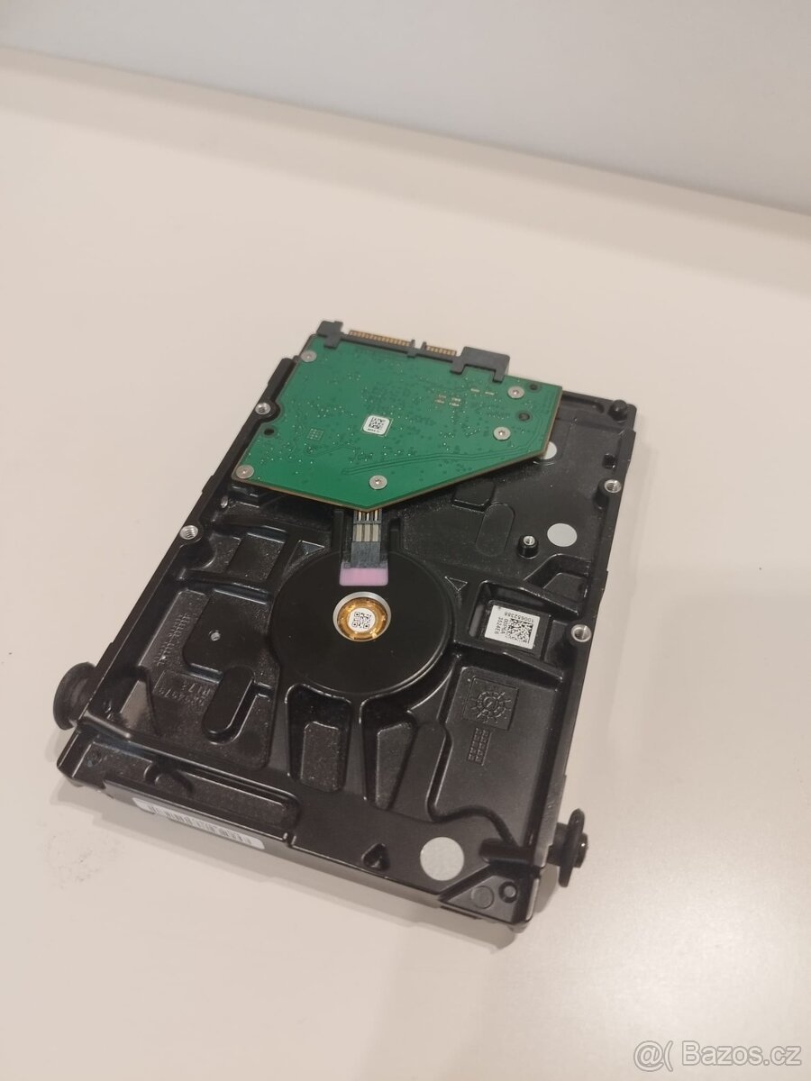 Seagate ST1000DM003 - 2