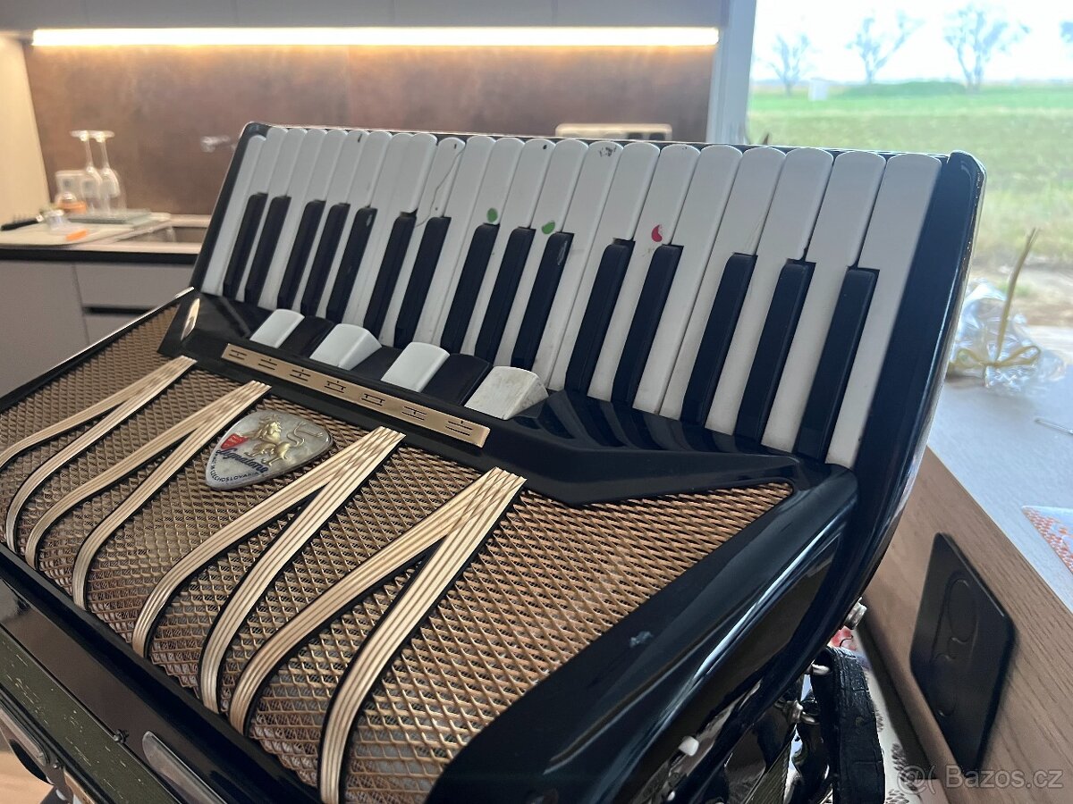 DELICIA MELODIA 5 - 2