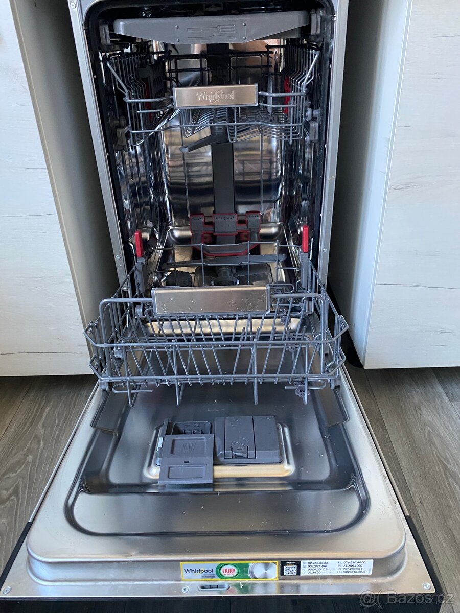 Myčka nádobí WSFO 3034 - 2