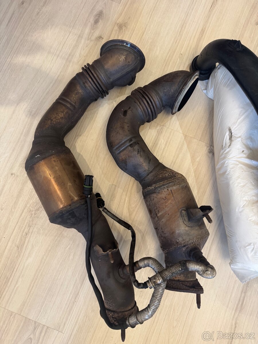 díly bmw e92 335i, intercooler, katalyzátory, turba, inlet - 2